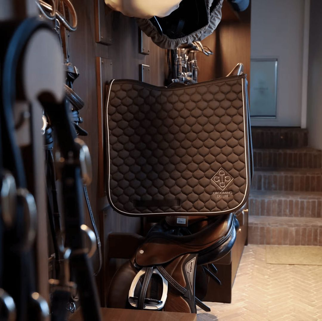 Grooming Deluxe Saddle Pad DR