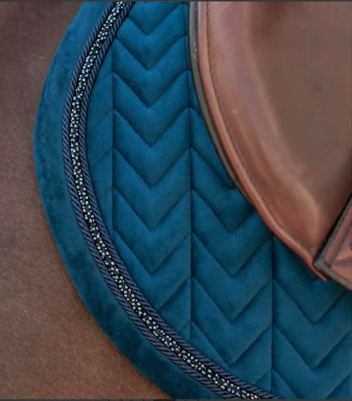 Kentucky Saddle Pad Velvet Mini Pearls